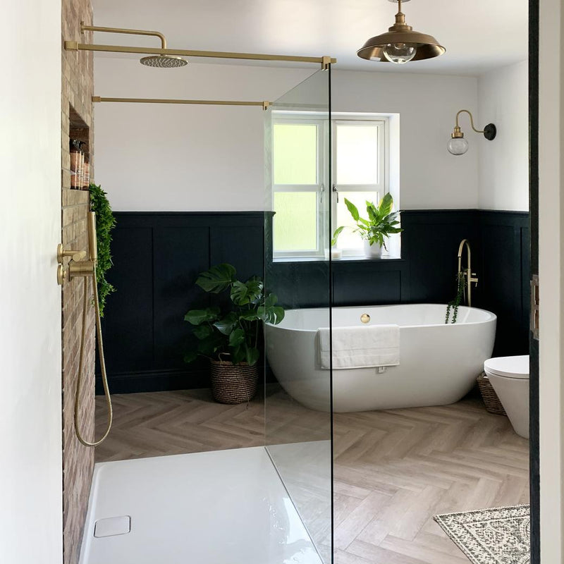Brooklyn Outdoor & Bathroom Step Flush Mount - 16 Inch - Brass